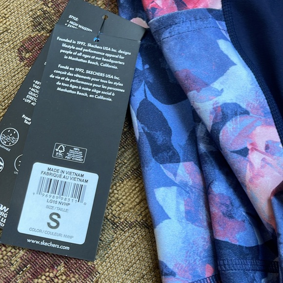 Skechers GO Walk Summer Rose high waisted full length legging Ladies Small - Picture 3 of 3